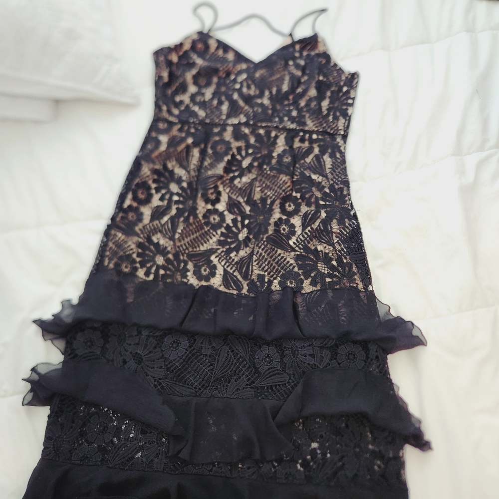Embroidered Ruffle Dress Size M - Picture 15 of 15